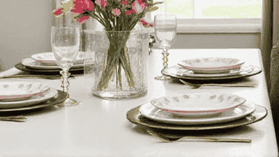 Spring Table Settings: Refreshing Your Dining Area for Guests